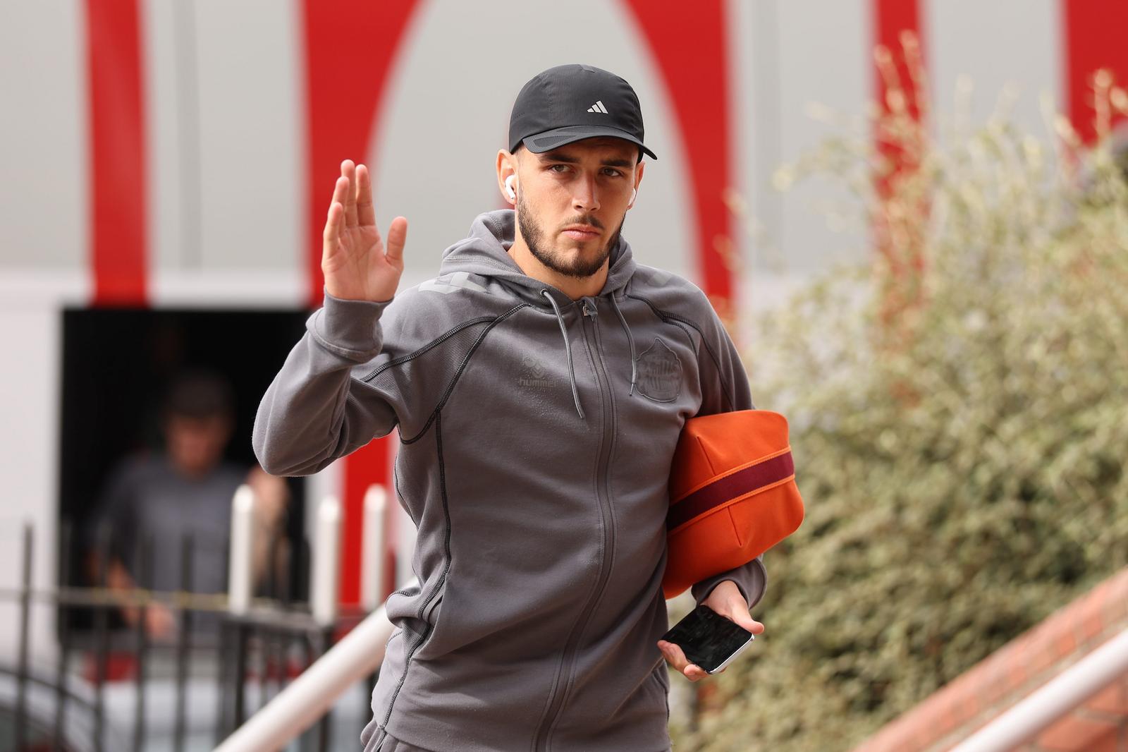 Enzo Le Fée of Sunderland during the Premier League match between Sunderland and Fulham at the Stadium Of Light, Sunderland, UK on 30 August 2026.